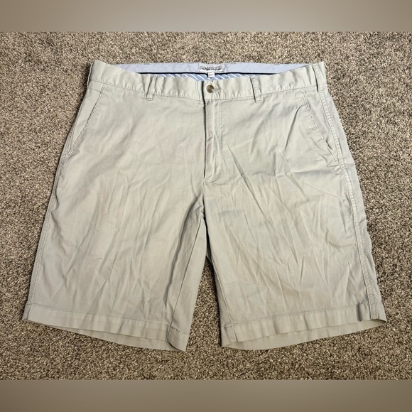 Peter Millar Golf Sport Shorts Mens 35x9 Polyester Moisture Wicking Chino Golf - Picture 1 of 9